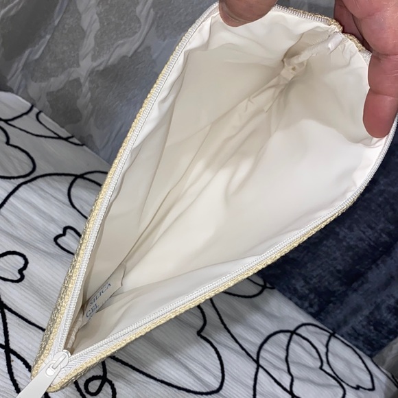 Dior Raffia Cosmetic Pouch - Picture 9 of 10